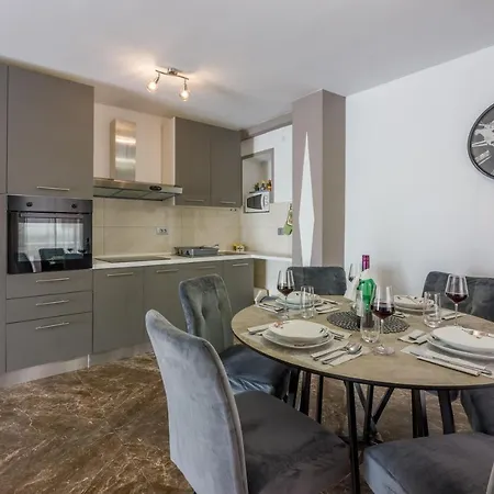 Apartman With A Parking Space Jadranovo, Crikvenica - 17994 *